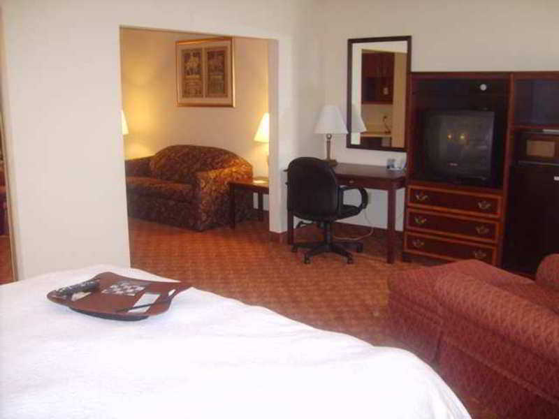 Hampton Inn Houston/Humble-Airport Area Room photo